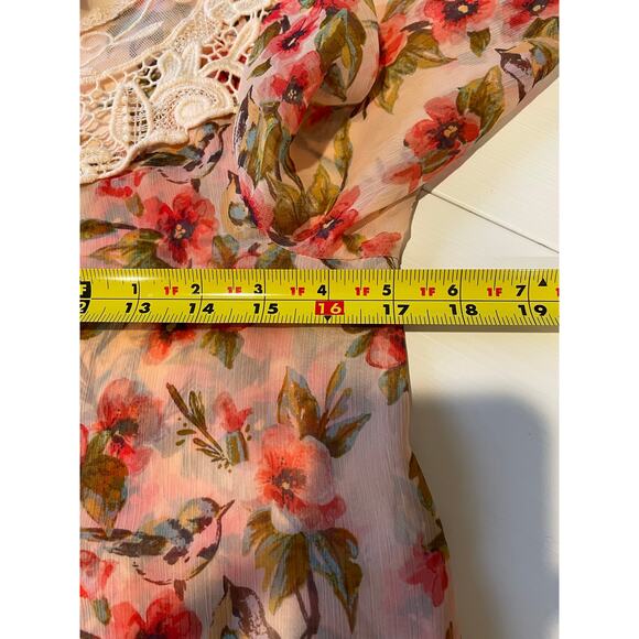 Disney Collection by LC Lauren Conrad Blouse Snow White Sz XS Floral Fairycore - Picture 8 of 9